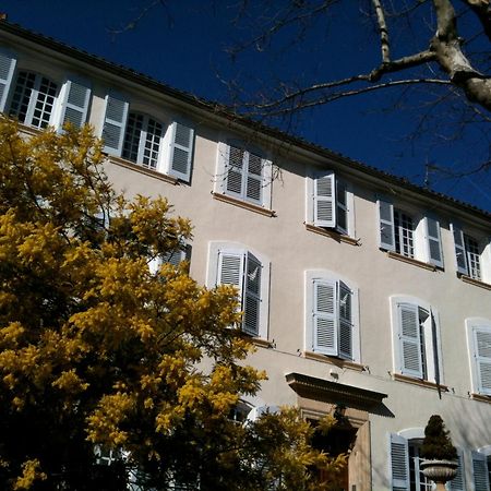 L'Enclos ลอร์เกส ภายนอก รูปภาพ