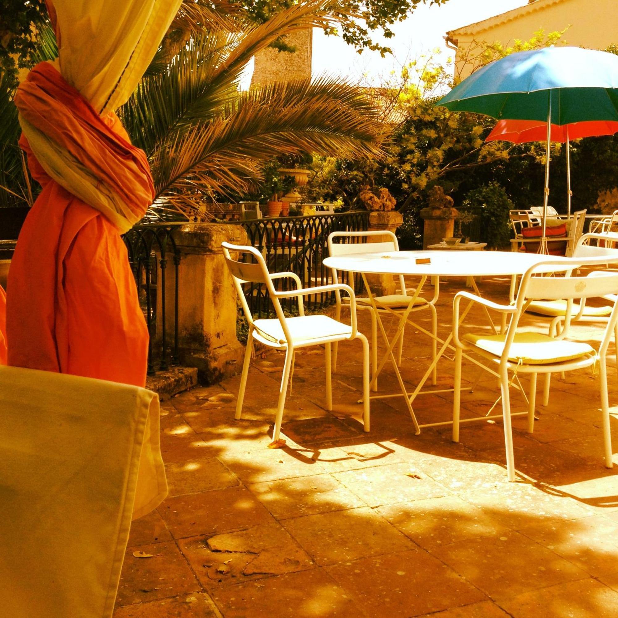 L'Enclos ลอร์เกส ภายนอก รูปภาพ