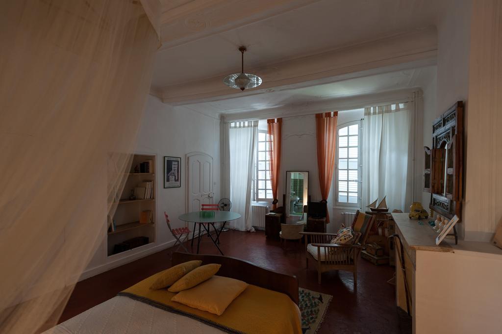 L'Enclos ลอร์เกส ห้อง รูปภาพ
