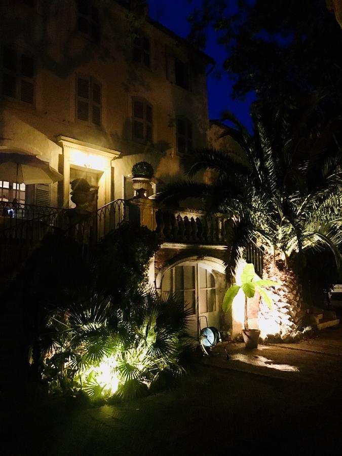 L'Enclos ลอร์เกส ภายนอก รูปภาพ