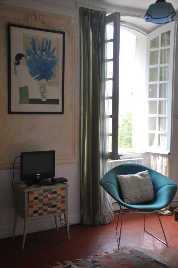 L'Enclos ลอร์เกส ภายนอก รูปภาพ